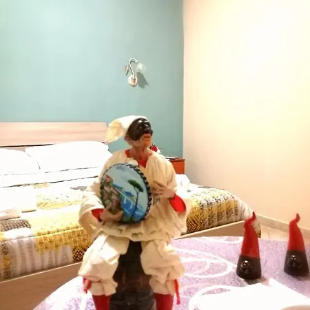 San Gaetano Bed Napels