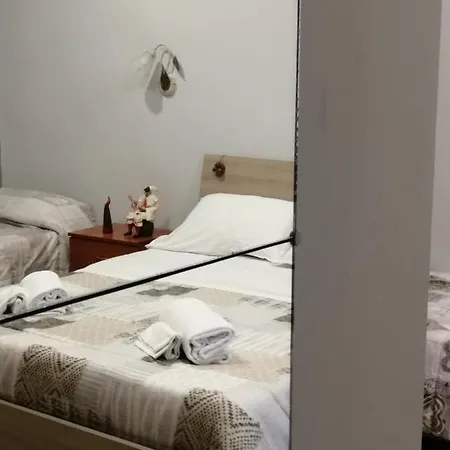 San Gaetano Bed 3* נאפולי